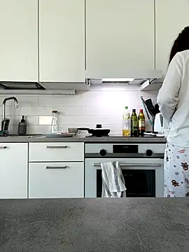 Snapshot of cute_cake chatting on October 2025 06:38:01 AM cute cake online show from October 2025 06:38:01 AM