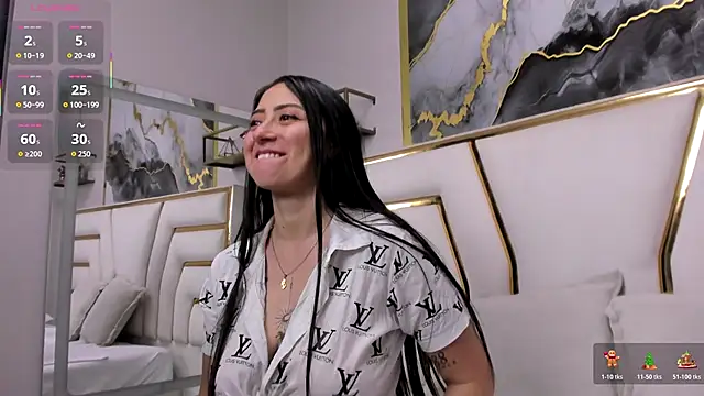 Snapshot of JuliethCruz_ chatting on October 2025 05:40:02 PM JuliethCruz online show from October 2025 05:40:02 PM