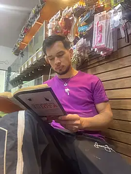 Leonardmoppet online show from December 2025 12:40:01 AM