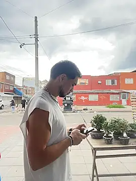 Leonardmoppet online show from February 2026 09:07:01 PM