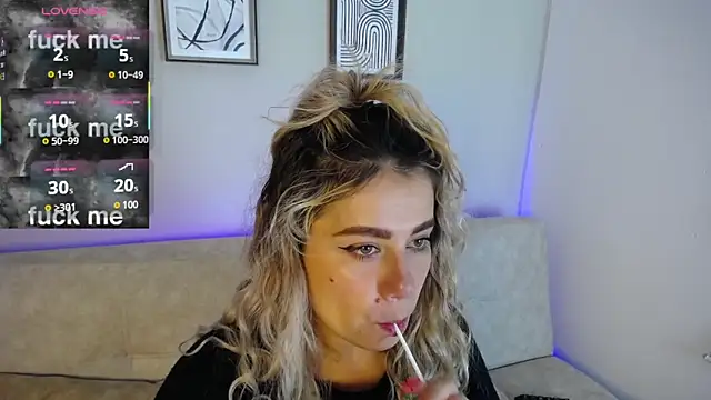 Sweet Bella Valery online show from November 2025 09:59:02 PM