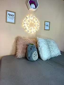 Snapshot of Meggie_ chatting on November 2025 11:16:01 PM Meggie online show from November 2025 11:16:01 PM