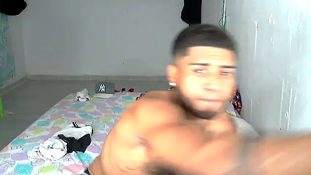 Snapshot of AXionX chatting on February 2026 03:14:02 AM AXionX online show from February 2026 03:14:02 AM