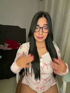 MiaSofia   online show from April 2026 02:04:02 AM