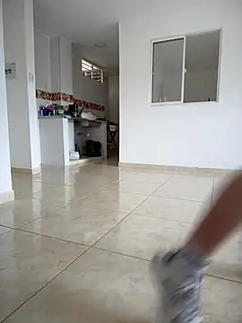 Lucianacuoper online show from November 2025 08:52:01 PM