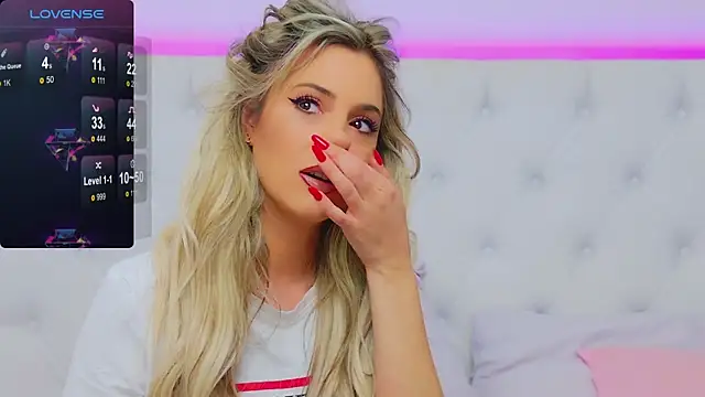 AriannaSins online show from December 2024 08:15:02 PM