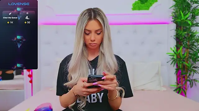 AriannaSins online show from February 2025 02:42:01 PM