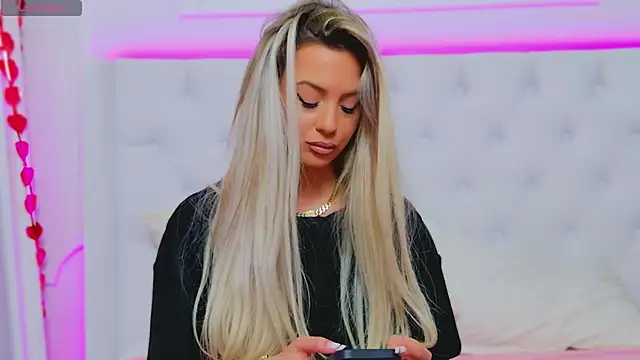 AriannaSins online show from February 2025 07:37:02 PM