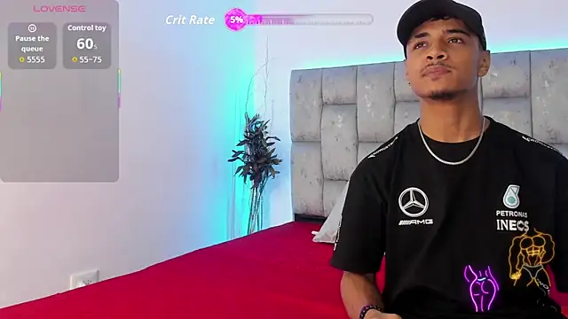 Snapshot of SweetAndSinful chatting on December 2025 04:51:02 AM SweetAndSinful online show from December 2025 04:51:02 AM