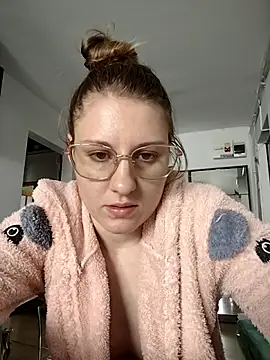 SandyCassie online show from March 2026 09:03:02 AM