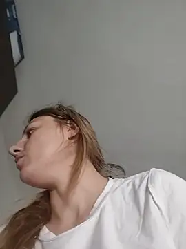 SandyCassie online show from June 2026 07:40:02 AM