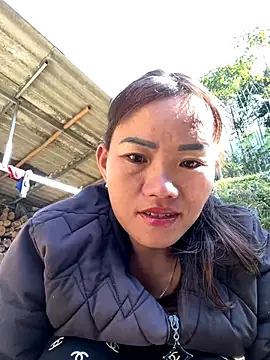 Snapshot of Saomai25 chatting on November 2025 02:12:02 AM Saomai25 online show from November 2025 02:12:02 AM