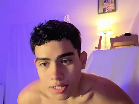 Yamilk101 online show from January 2026 10:35:01 PM