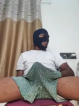 Snapshot of Mysterious_Prince chatting on November 2025 07:17:01 PM Mysterious Prince online show from November 2025 07:17:01 PM