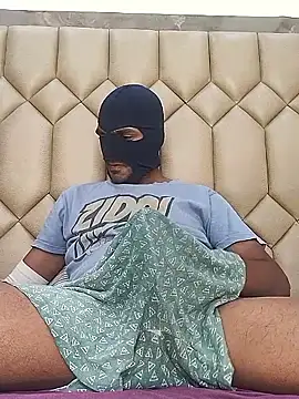 Snapshot of Mysterious_Prince chatting on December 2025 06:01:02 AM Mysterious Prince online show from December 2025 06:01:02 AM