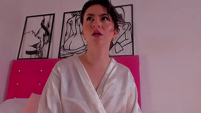 KarinaBianco  online show from February 2026 12:31:01 PM