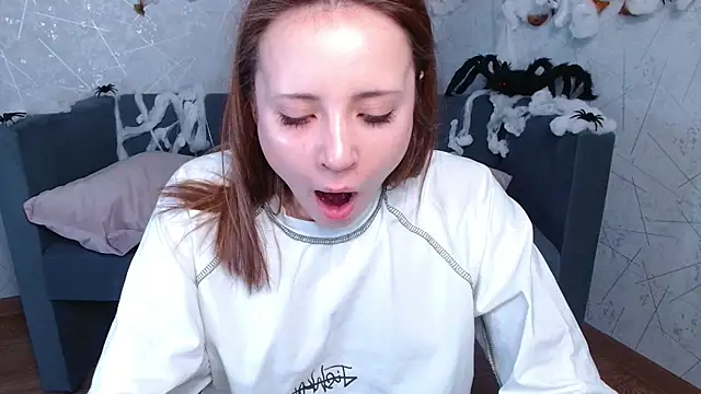 evaa here  online show from October 2025 07:01:02 AM