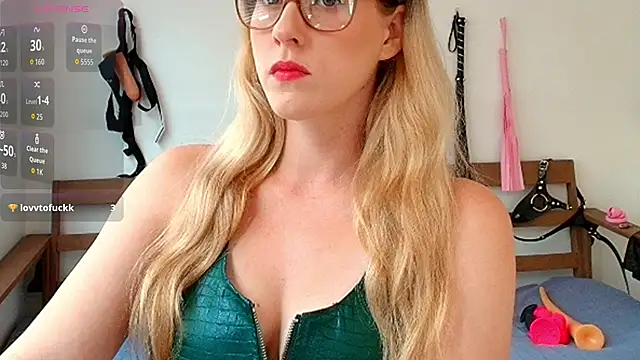 Snapshot of DemigoddessLexie chatting on February 2026 12:29:02 AM DemigoddessLexie online show from February 2026 12:29:02 AM