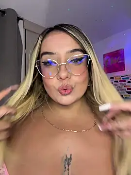  Ninasanz online show from April 2026 02:22:02 AM