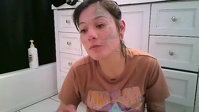 octaviatheillestt online show from December 2025 09:44:01 PM