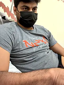 Handsome8677 online show from January 2026 12:10:02 PM