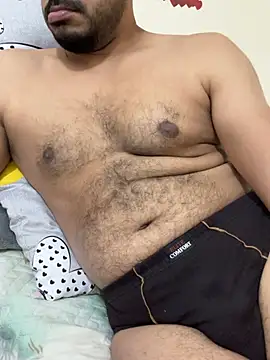 Handsome8677 online show from February 2026 09:41:01 AM