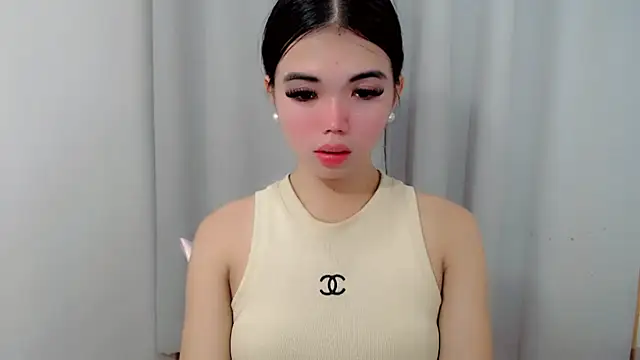 Urcutie Ayah online show from October 2025 06:38:01 AM