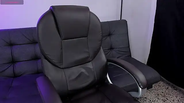 Snapshot of Dulce_kitty13 chatting on November 2025 04:56:01 AM Dulce kitty13 online show from November 2025 04:56:01 AM