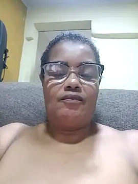 Snapshot of Pessoa54 chatting on November 2025 12:57:01 AM Pessoa54 online show from November 2025 12:57:01 AM