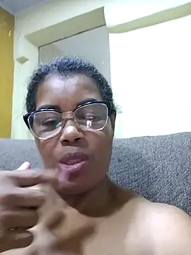 Snapshot of Pessoa54 chatting on December 2025 01:57:02 AM Pessoa54 online show from December 2025 01:57:02 AM