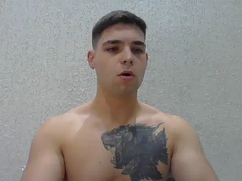 Zure-xxx online show from April 2026 11:25:02 PM