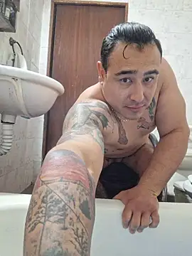 Rueditasss online show from June 2026 12:55:02 PM
