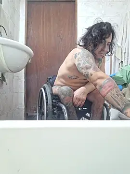 Rueditasss online show from July 2026 02:41:02 PM