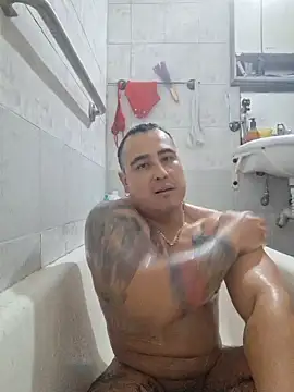 Rueditasss online show from August 2026 01:47:02 PM