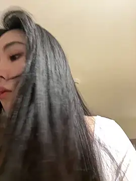Snapshot of anqi6376 chatting on April 2026 04:45:02 PM anqi6376 online show from April 2026 04:45:02 PM