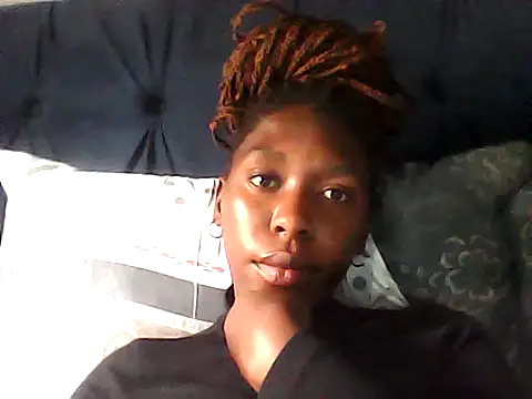 Snapshot of sexysmalldaily04 chatting on October 2025 08:37:01 AM sexysmalldaily04 online show from October 2025 08:37:01 AM
