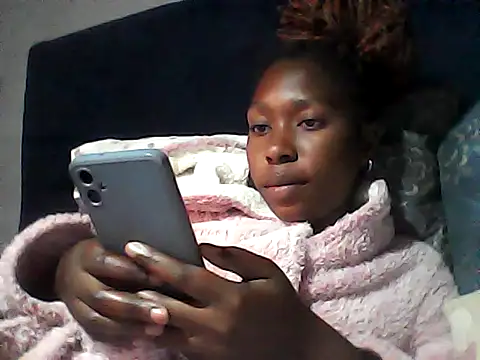 Snapshot of sexysmalldaily04 chatting on October 2025 08:06:01 AM sexysmalldaily04 online show from October 2025 08:06:01 AM