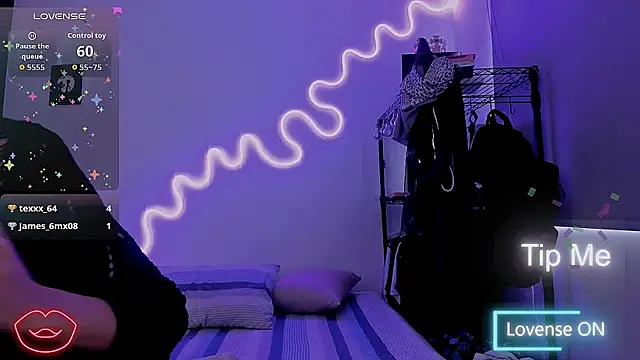 Snapshot of Lyric_Mirage chatting on March 2026 09:40:01 PM Lyric Mirage online show from March 2026 09:40:01 PM