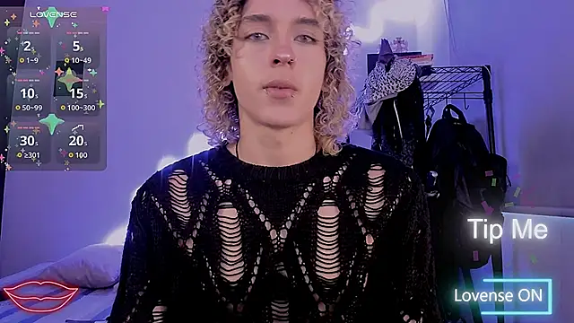 Snapshot of Lyric_Mirage chatting on March 2026 10:57:01 PM Lyric Mirage online show from March 2026 10:57:01 PM