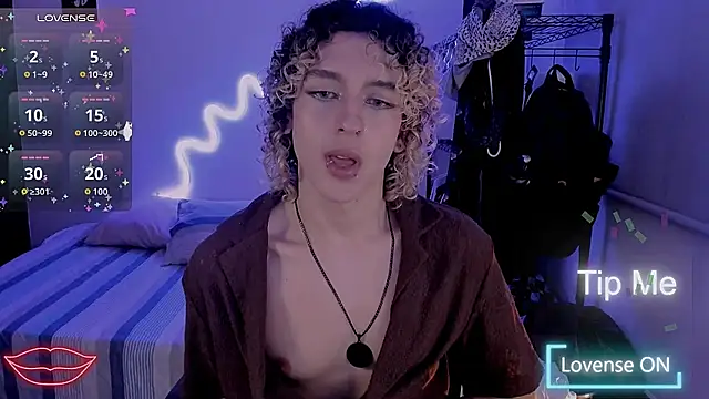 Snapshot of Lyric_Mirage chatting on March 2026 01:43:02 AM Lyric Mirage online show from March 2026 01:43:02 AM