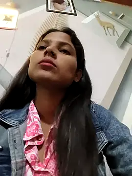 Anshika1431 online show from November 2025 03:39:02 AM