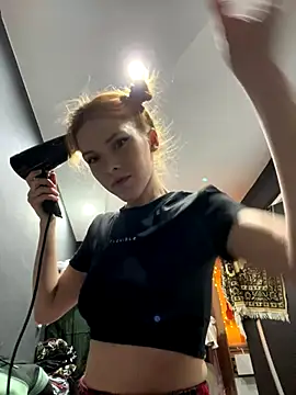 -bestie- online show from October 2025 06:03:02 PM