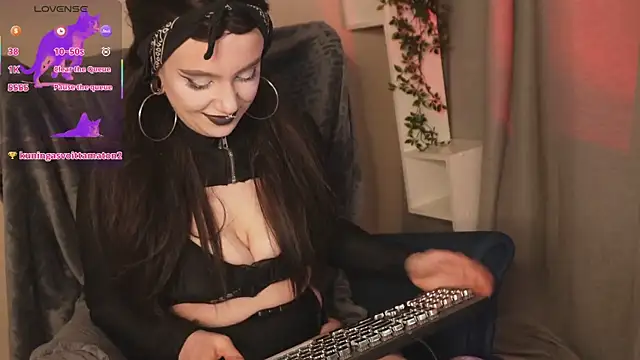 AleksaDivine online show from February 2026 08:56:02 PM