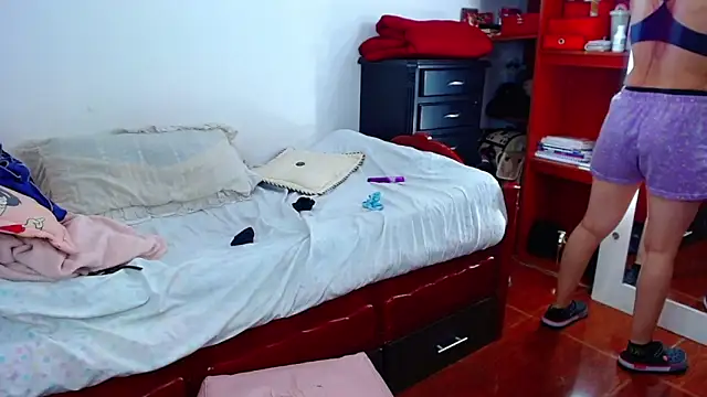 Snapshot of MariamGray1 chatting on March 2026 08:09:02 AM MariamGray1 online show from March 2026 08:09:02 AM