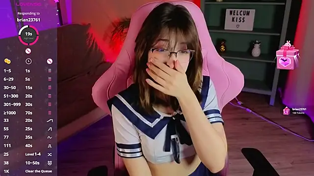 Soffi Toffi online show from November 2025 10:26:02 AM