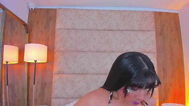 Snapshot of Antonella_Russo1 chatting on October 2025 01:13:01 PM Antonella Russo1 online show from October 2025 01:13:01 PM