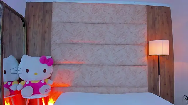 Snapshot of Antonella_Russo1 chatting on December 2025 01:09:02 PM Antonella Russo1 online show from December 2025 01:09:02 PM