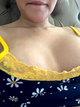 pietra9247 online show from December 2025 02:26:01 PM