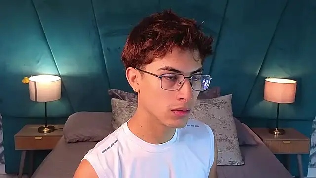 Aaron Eze online show from July 2026 01:28:01 PM
