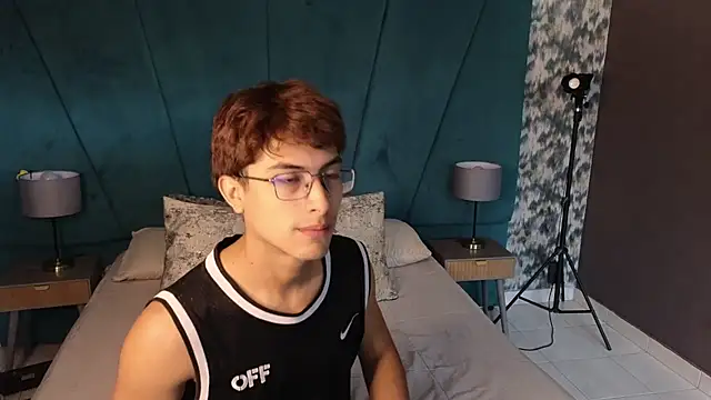 Aaron Eze online show from July 2026 12:56:01 PM